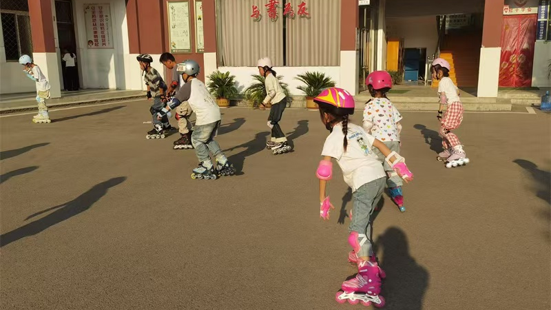 魅力社團(tuán) 精彩無限 ——徐州市銅山區(qū)單集實(shí)驗(yàn)小學(xué)關(guān)工委舉辦社團(tuán)活動