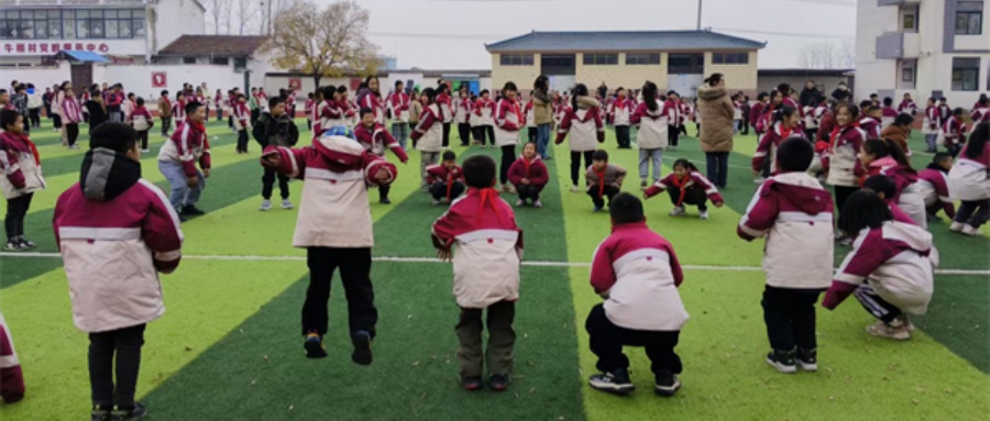 江蘇省徐州市銅山區(qū)伊莊鎮(zhèn)關(guān)工委聯(lián)合牛樓小學(xué)舉辦“減壓賦能，潤心同行”心理健康團(tuán)輔活動(dòng)