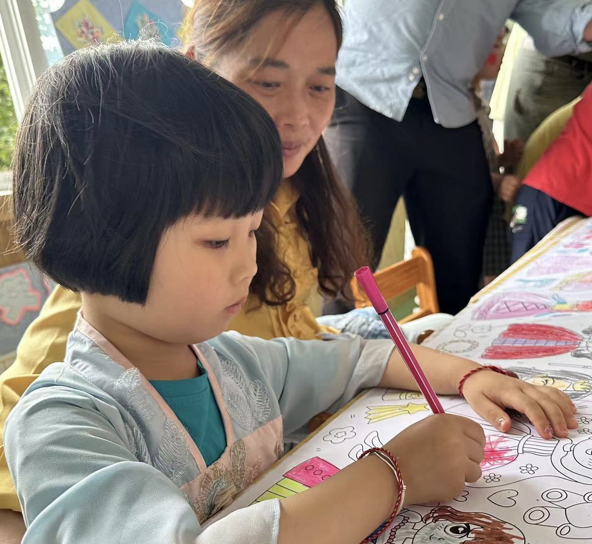 安徽省廬江縣泥河鎮(zhèn)中心學(xué)校關(guān)工委組織開展“家校共育，共創(chuàng)未來(lái)”活動(dòng)