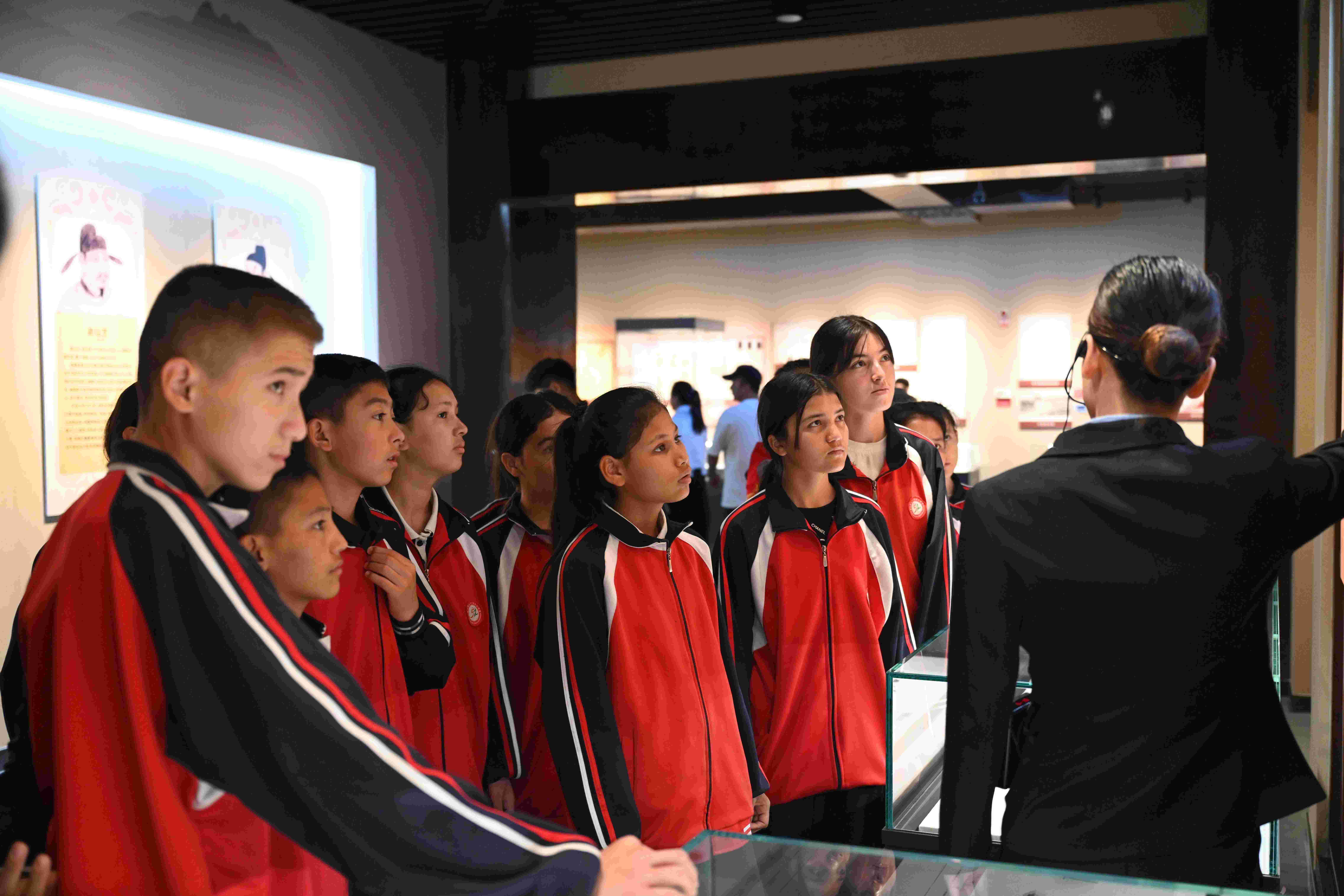 第三師圖木舒克市關(guān)工委：傳承紅色基因 唱響兵團精神