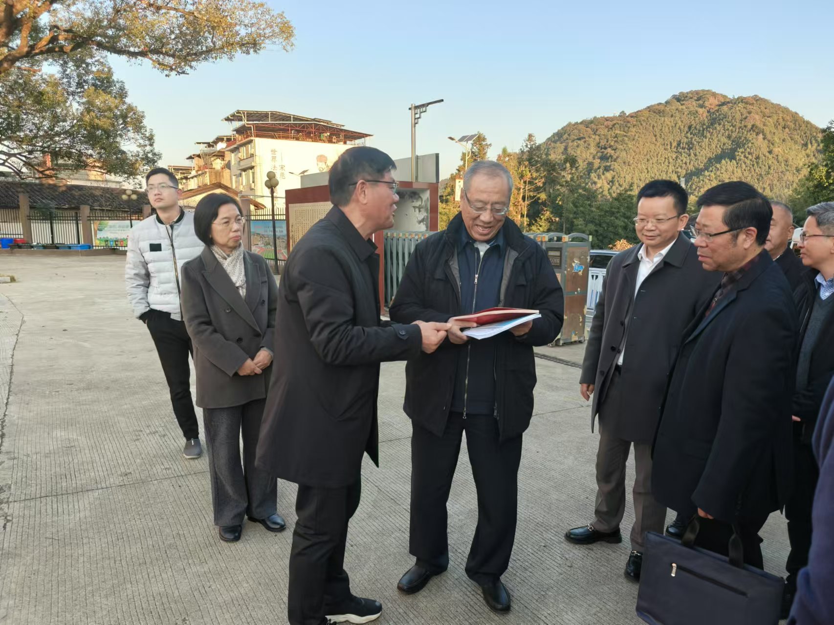 中國(guó)關(guān)工委常務(wù)副主任張?zhí)K軍 在南平調(diào)研青少年法治宣傳教育工作