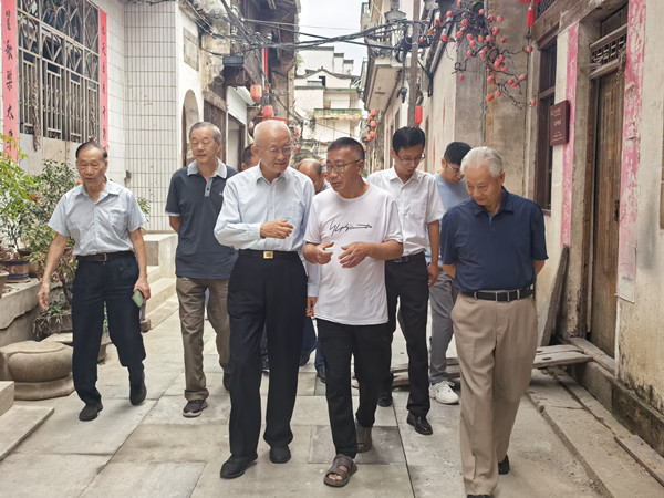 安徽省關(guān)工委主任張俊到安徽省黃山市歙縣開展工作調(diào)研