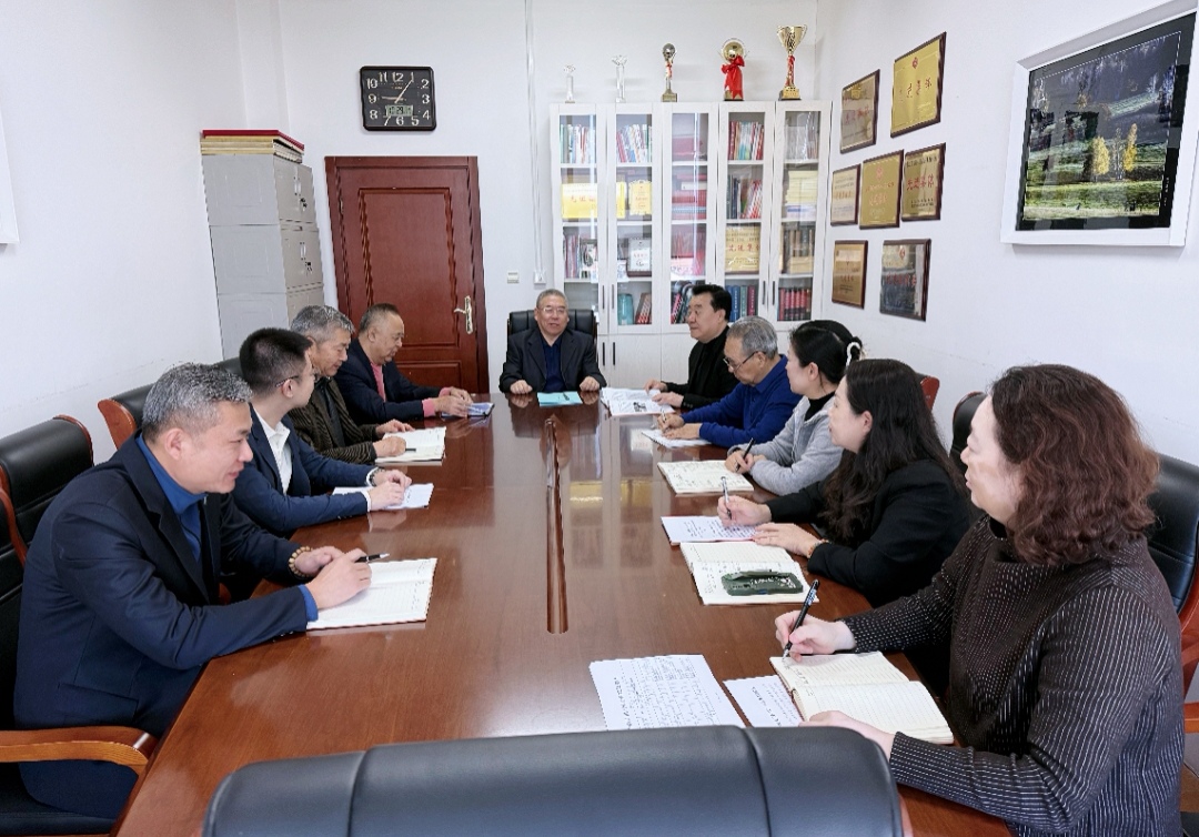 黑龍江省齊齊哈爾市關(guān)工委傳達(dá)學(xué)習(xí)貫徹省關(guān)工委第35次全委（擴大）會議精神