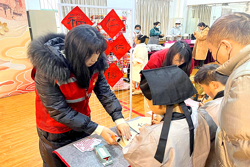 1704501364881138.png 江蘇省南京市玄武區(qū)唱經(jīng)樓社區(qū)關工委聯(lián)合開展“‘唱’享生活,其樂‘龍龍’民間游戲主題活動 (1)_.png