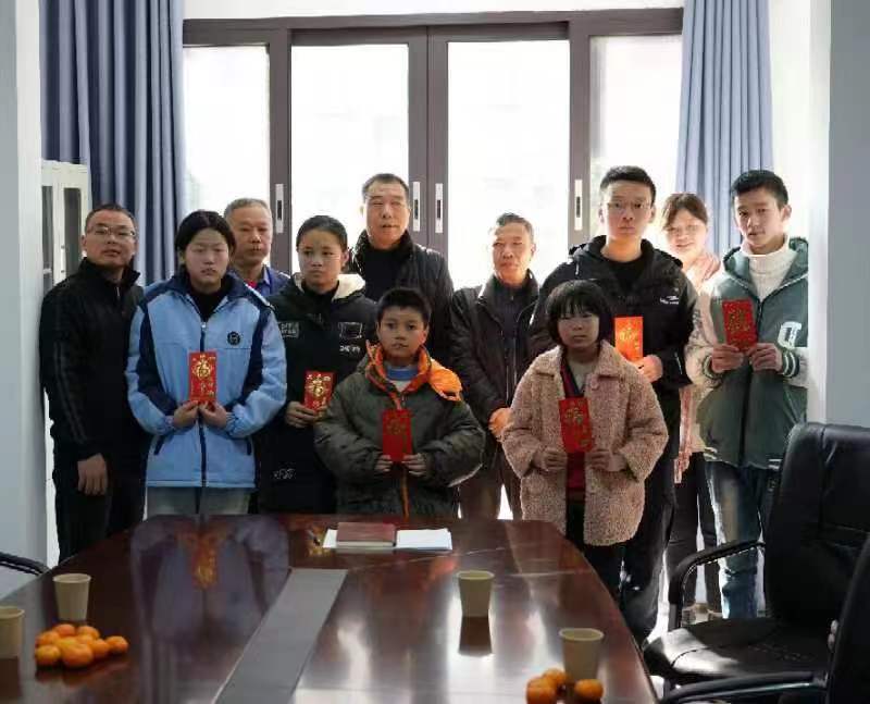 1704622453466968.jpg wo.jpg