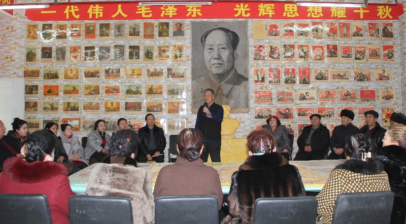 1704812800827614.jpg 主持及學(xué)習(xí)文件精神.JPG