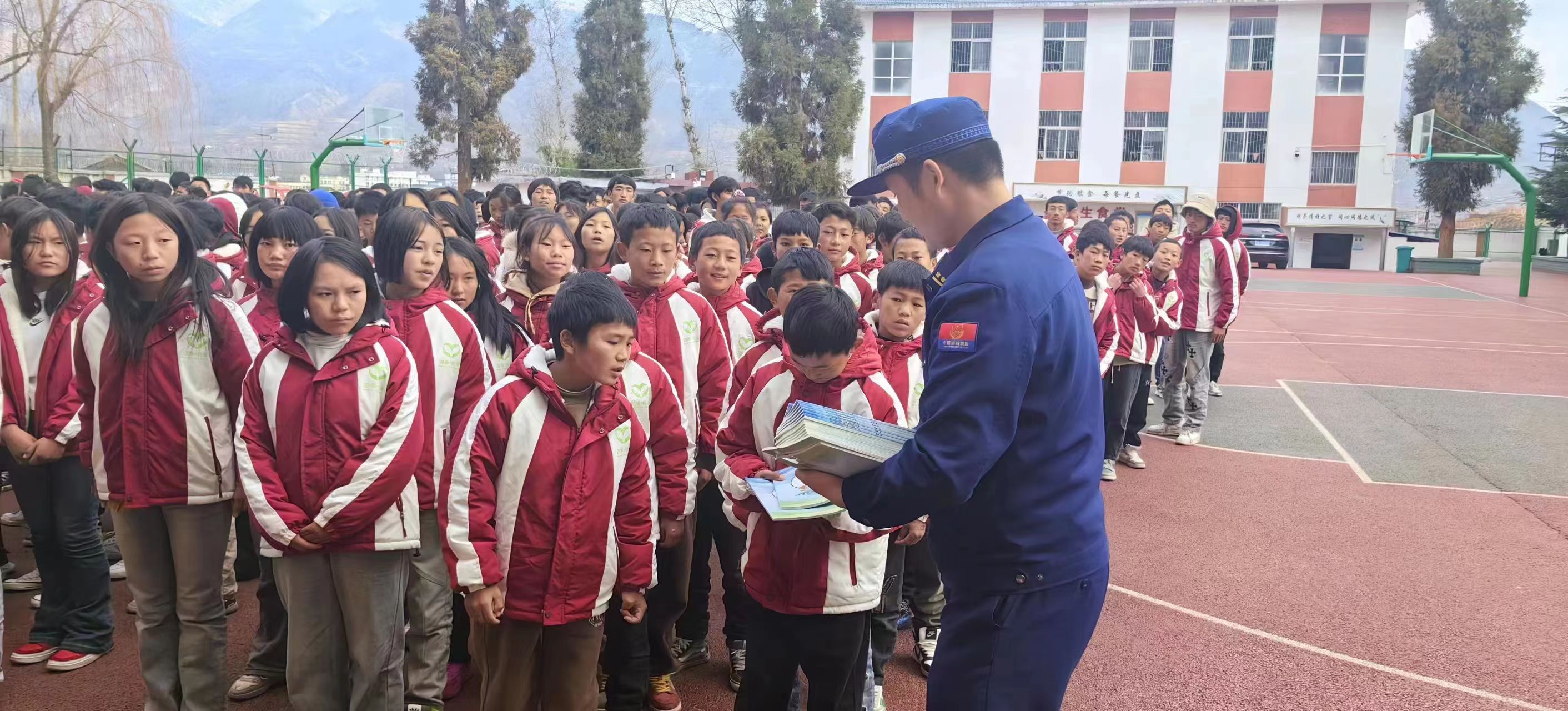 1704849786729228.jpg 1694795592.jpg