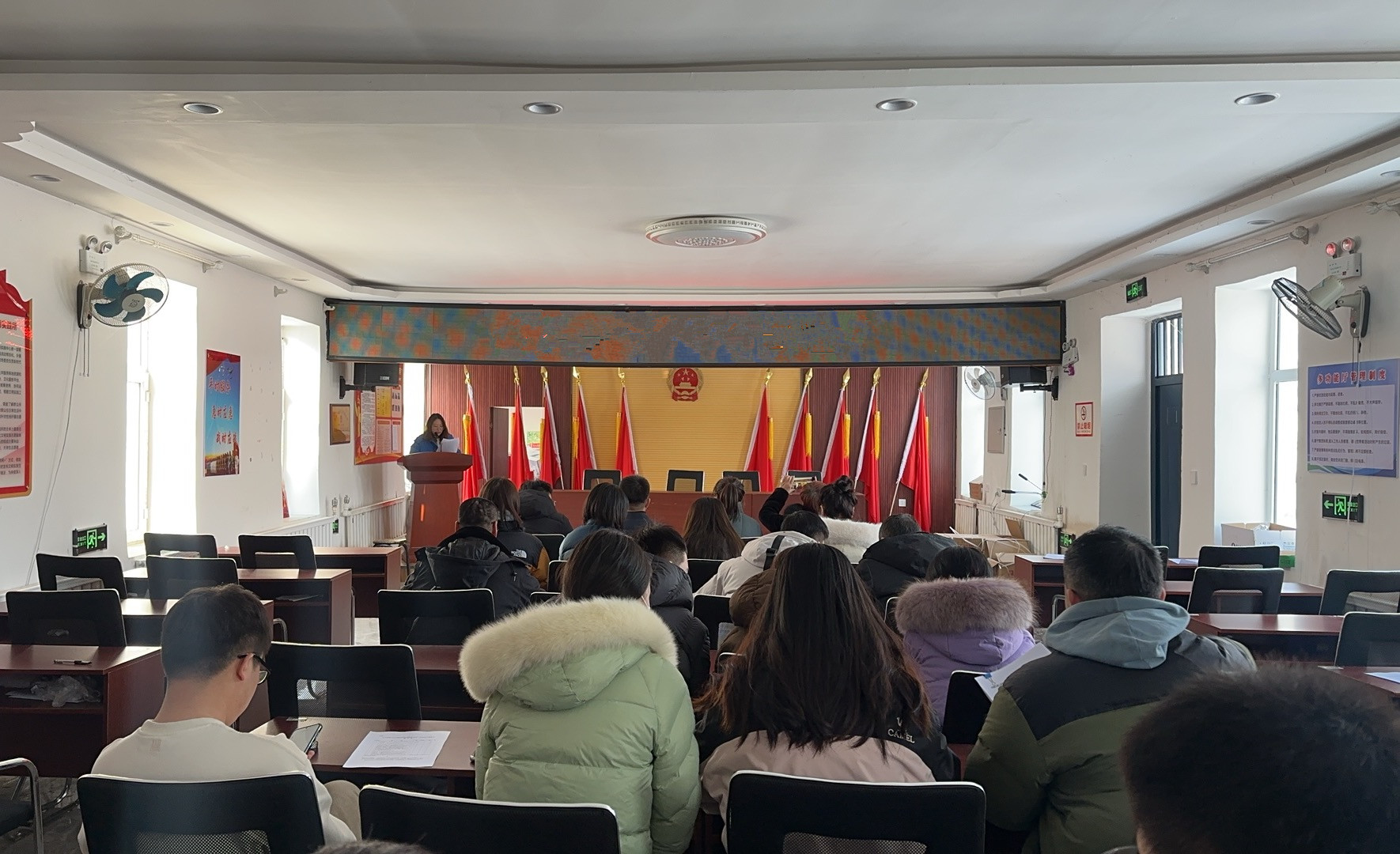 1704940483235272.jpg 8dfd1c90d7de4fce208ca4dc6acfe29.jpg