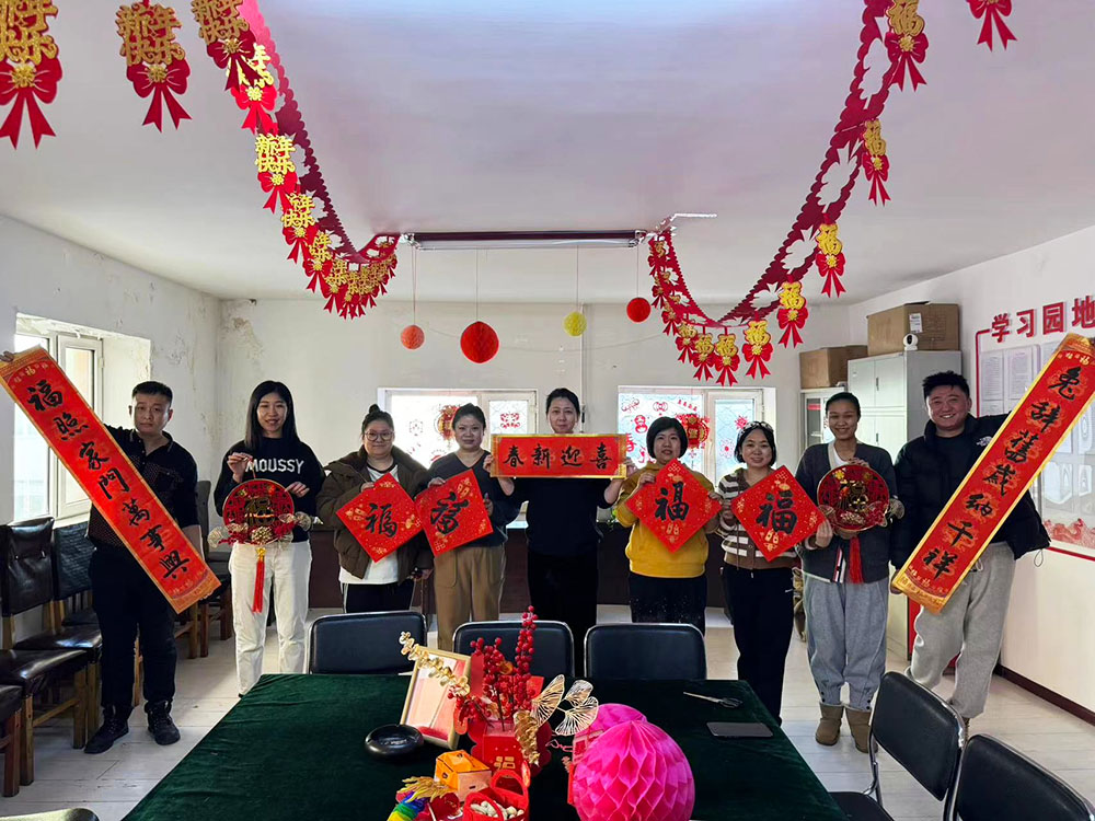 1705375929446732.jpg 大有寫春聯(lián)一11.jpg