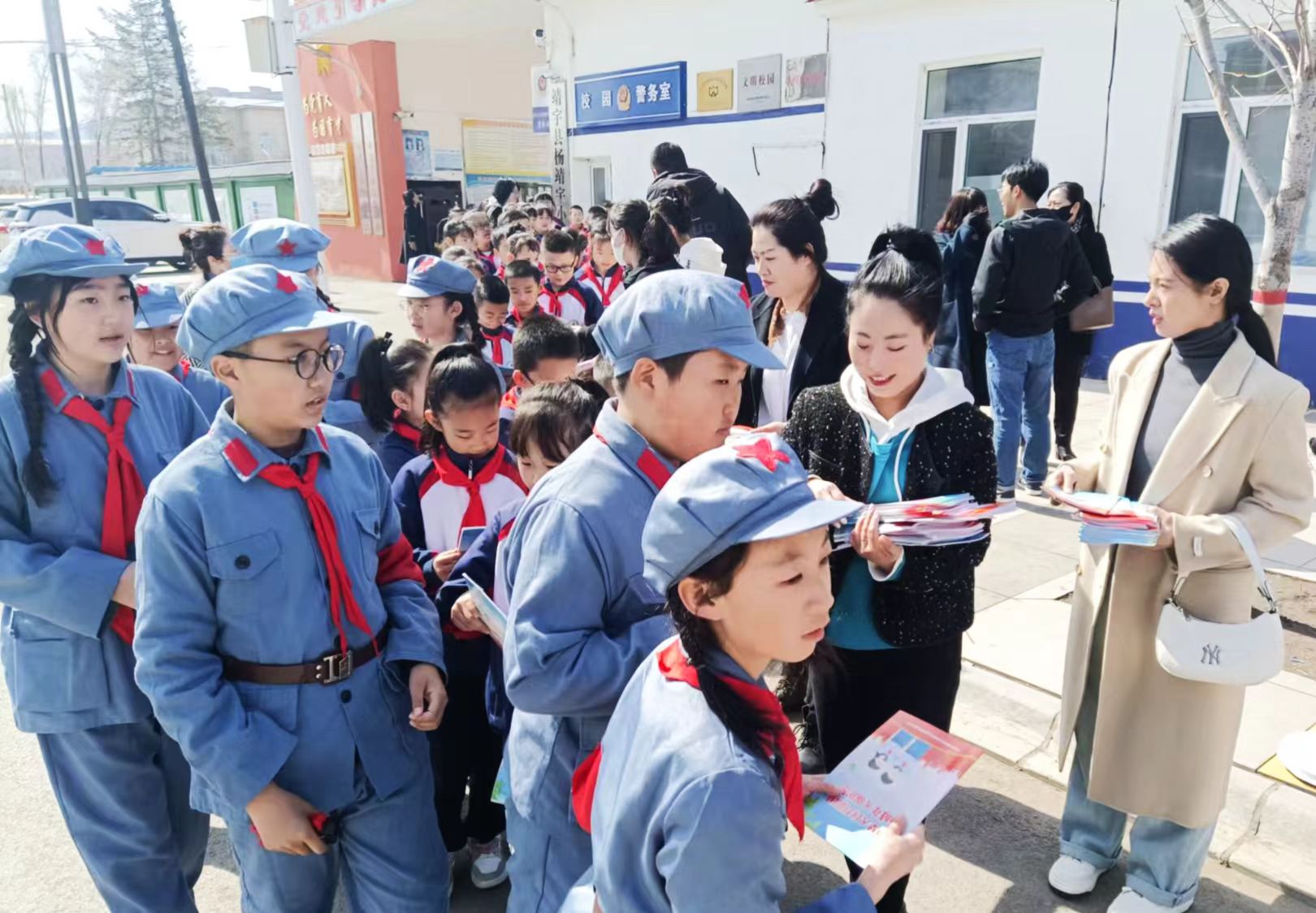 1712712792876194.jpg 1eb520b1b208a852be568a37ec6025f.jpg