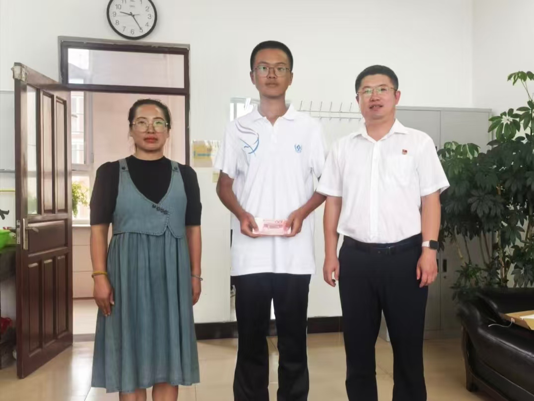 1724398995440847.jpg 移動(dòng)公司2.jpg