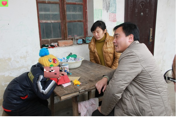 1728132762316593.png 同里鎮(zhèn)關工委副主任查金芳.png