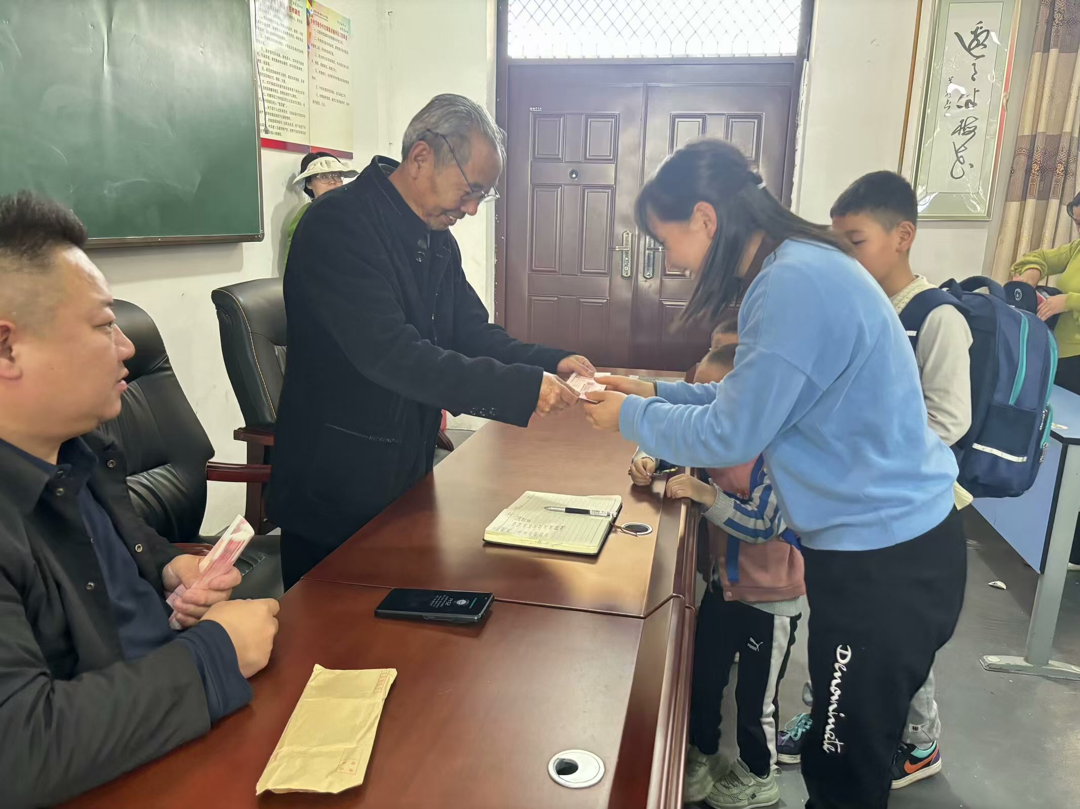 1730873740964331.jpg 2.jpg