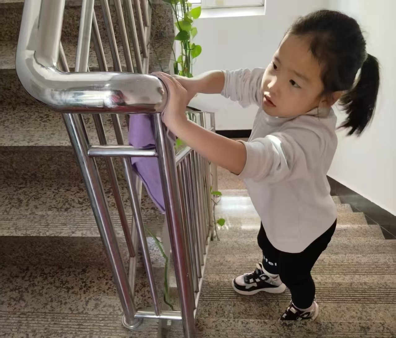 1740032823965654.jpg 元寶山區(qū)平礦二小關(guān)工委寒假勞動(dòng)教育和社會(huì)實(shí)踐活動(dòng)照片20.jpg