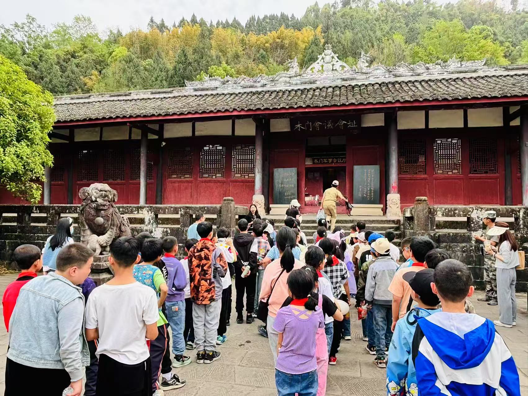 1744939343208066.jpg 5.jpg