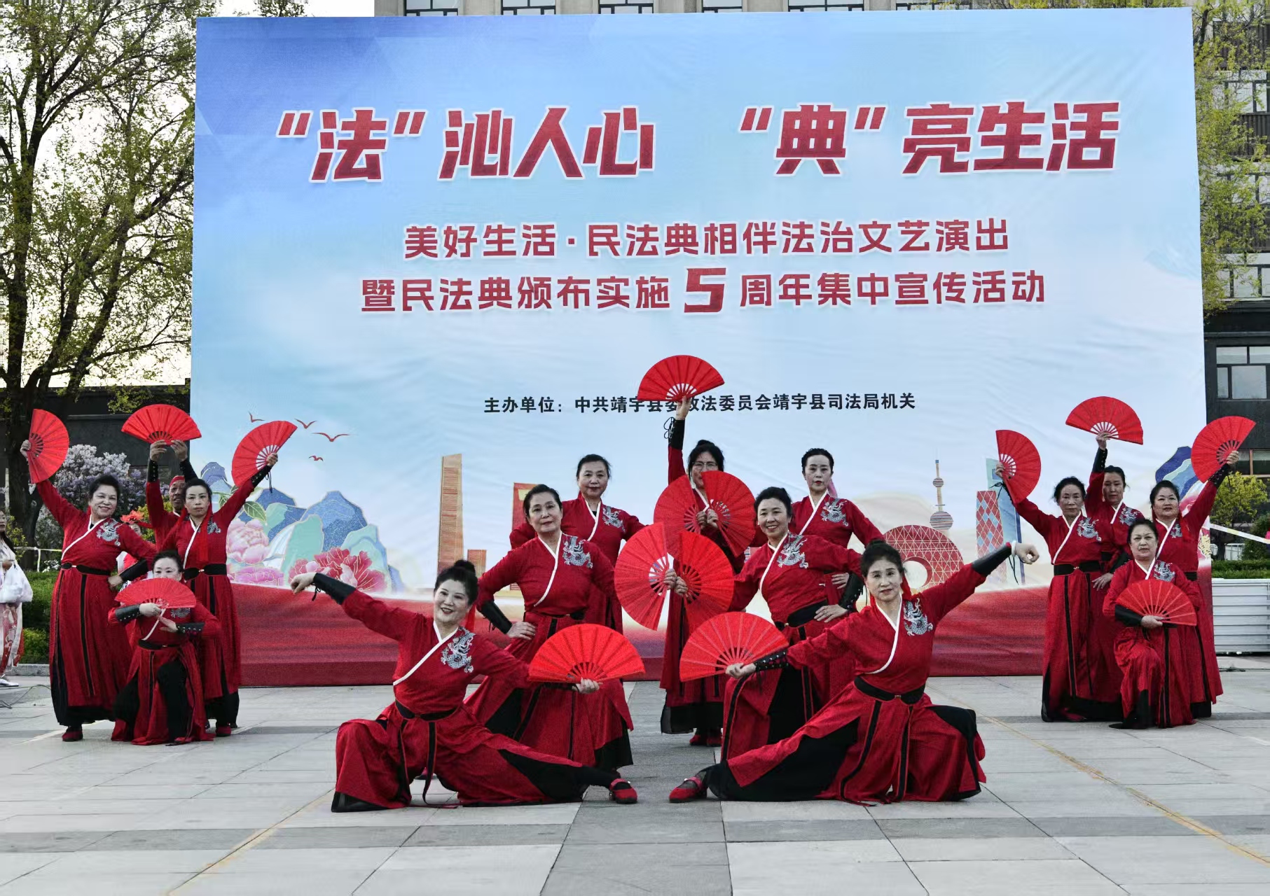 1747780843579928.jpg b76b1dfee1d8fabe5fa413376a99acf.jpg