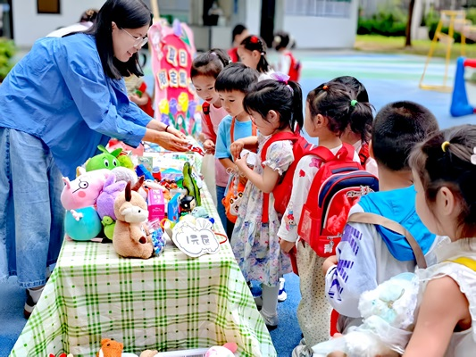 江陵街道淞山社區(qū) 愛在“義”起，心愿“童”行2.png