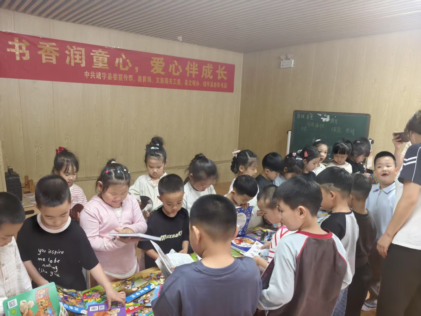 1749278507329654.jpg b83edb9a18855c1734bda2ddca71fe2.jpg