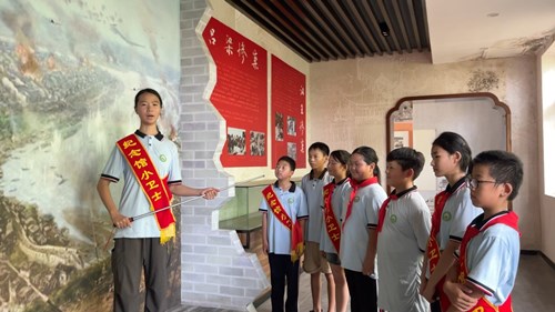 1751355081292388.jpg 00c677a013f34f765b671a8586d253f_副本.jpg