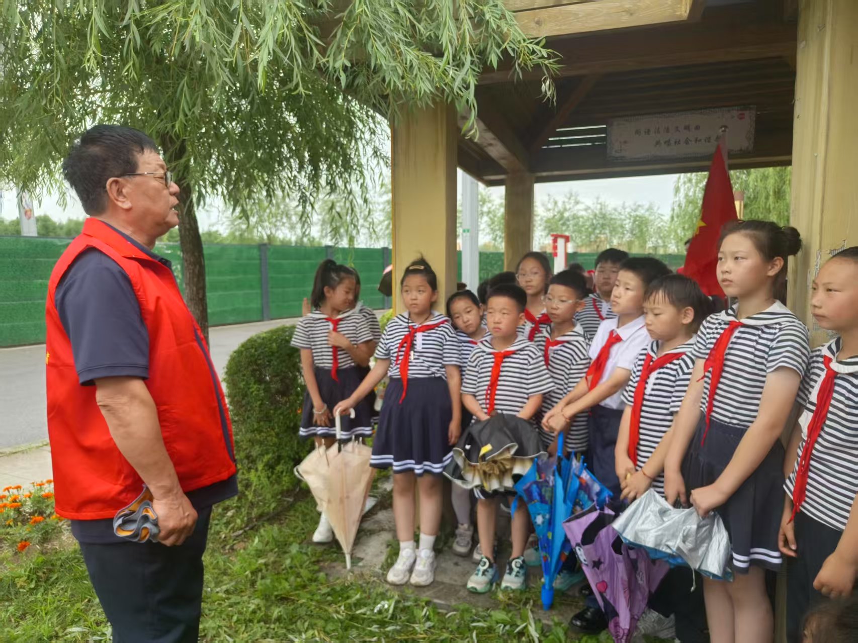 1752017992523208.jpg 8d10bfecb99867e4f9e145aac6c3a2d.jpg