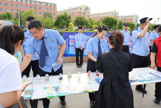 1753252890323881.png 5b5b6df141a0d39a6b2b41e8de18623.png