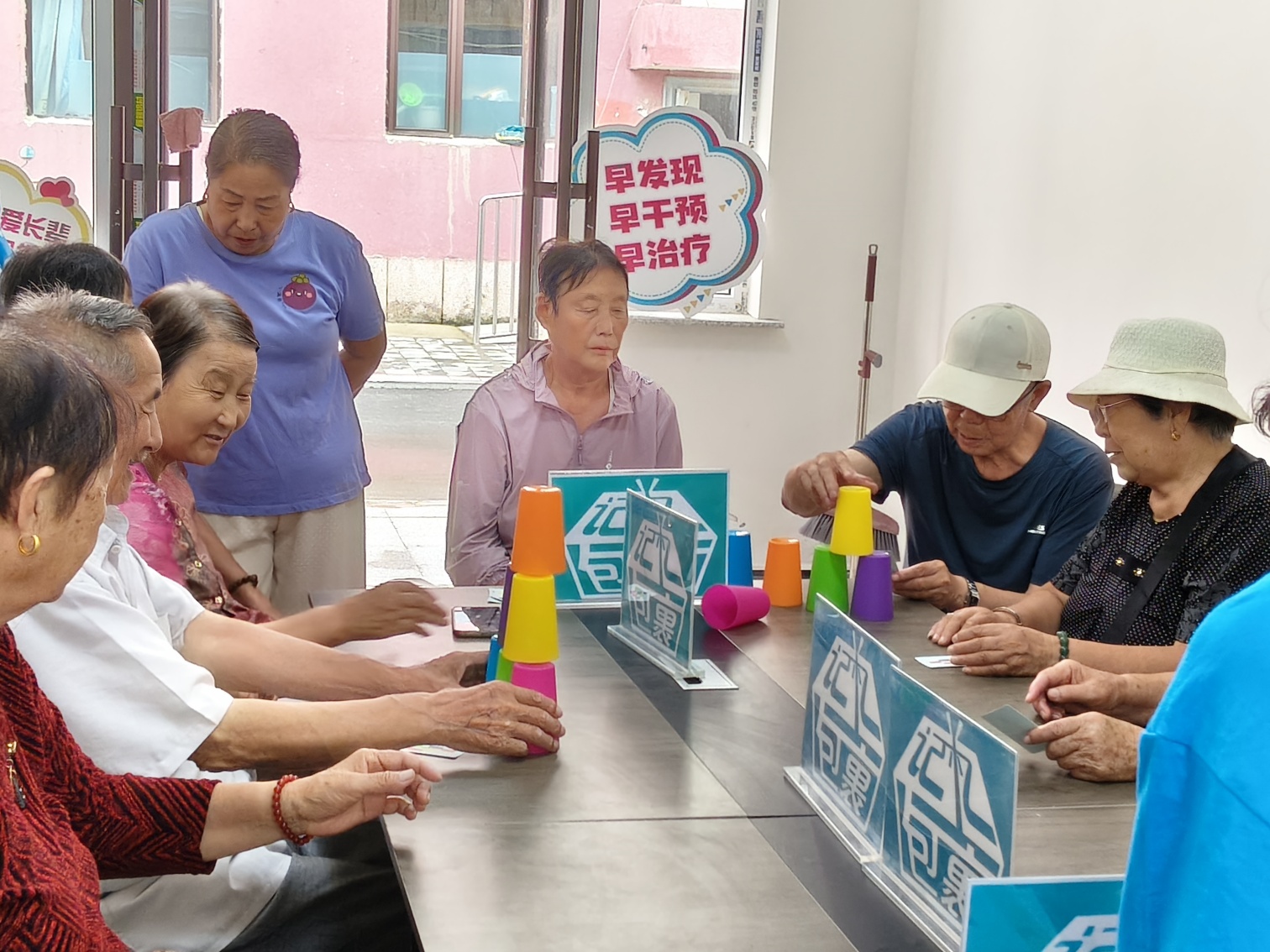 元寶山區(qū)平莊城區(qū)街道旭日社區(qū)關(guān)工委“記憶家園為老人健康助力”活動(dòng)照片3_副本.jpg