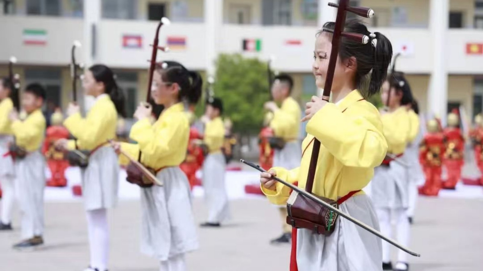 1757388158958745.jpg 02.jpg