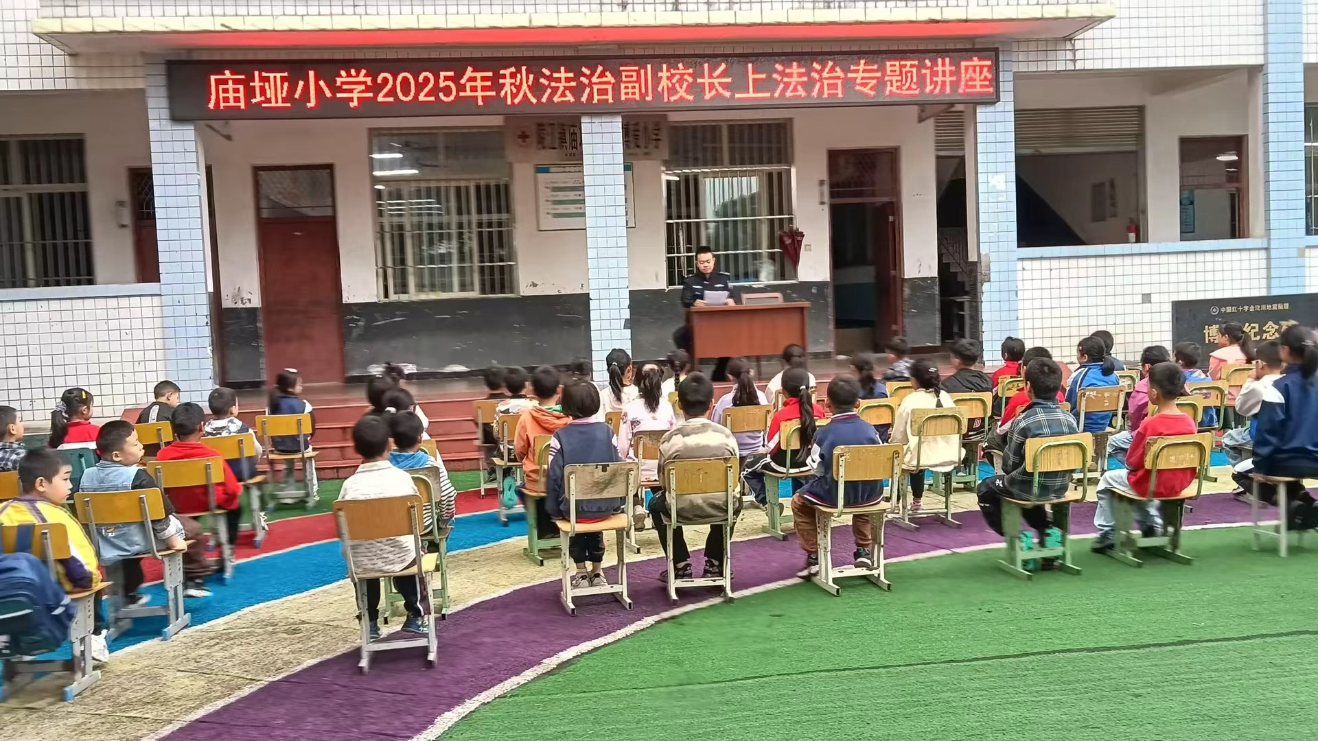 1760663680412566.jpg 埡1.jpg