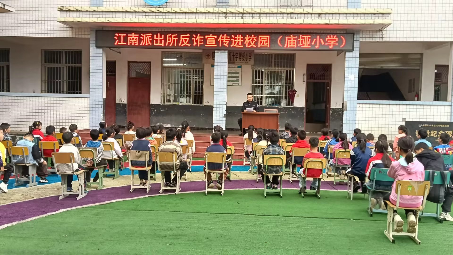 1760663711355459.jpg 埡2.jpg