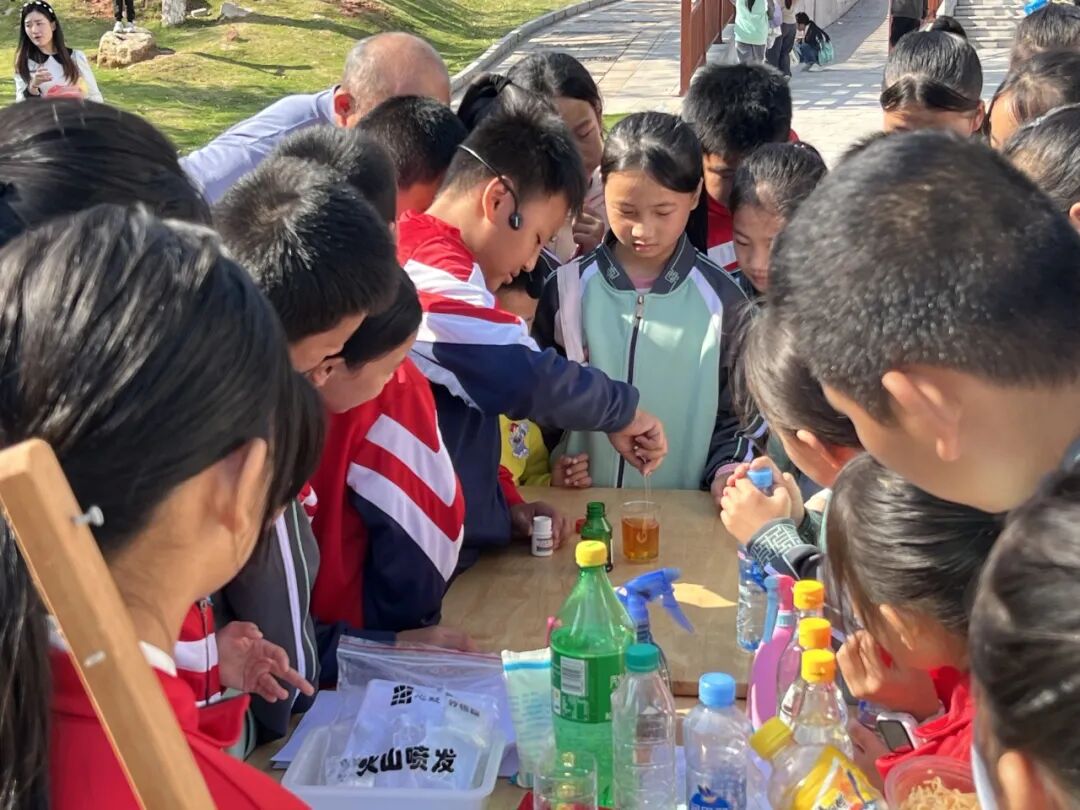 1762160929827910.jpg dc7b83293b6cfb285d378342f8a6e866.jpg