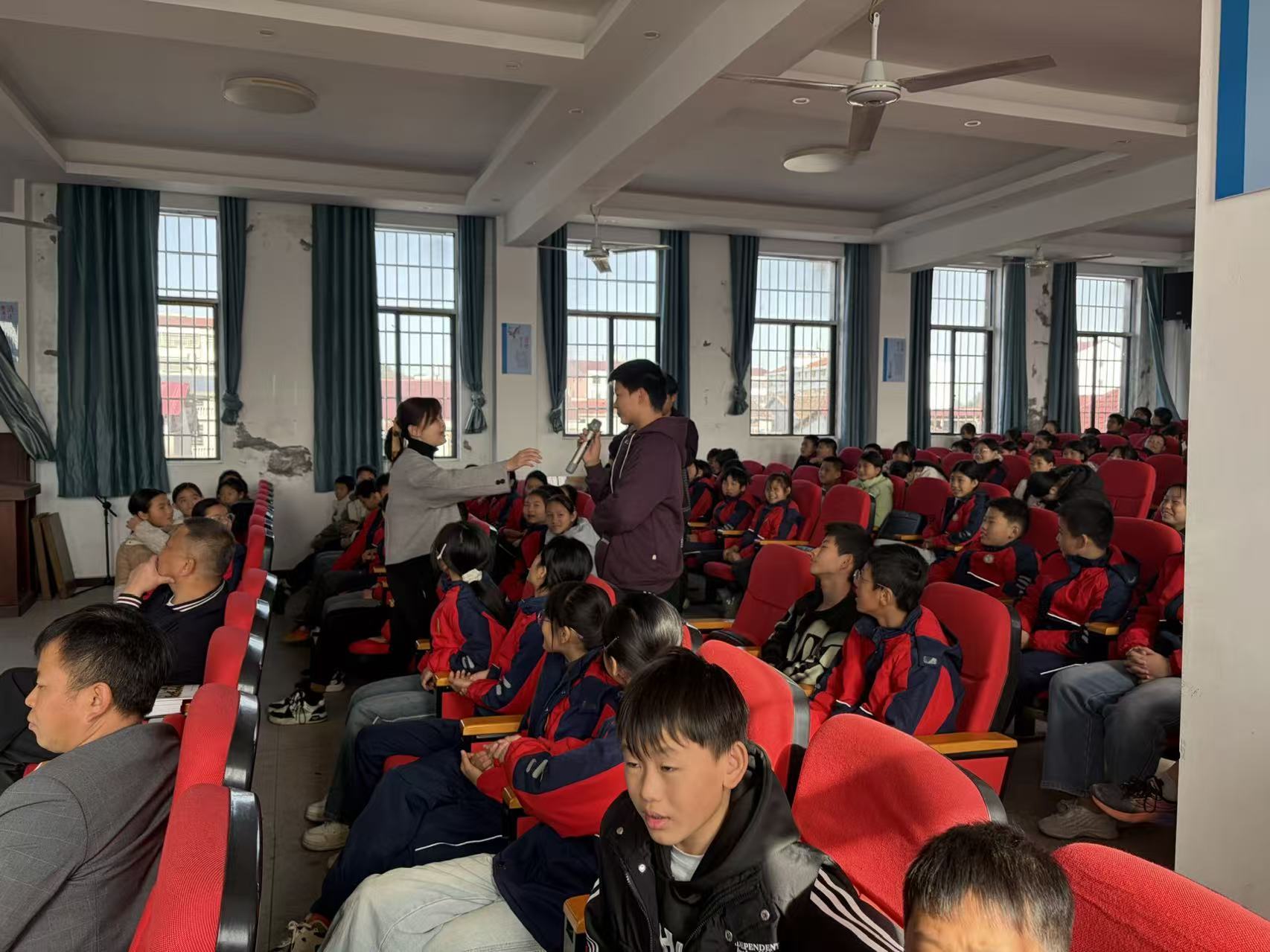 1764212481763291.jpg 鄧.jpg