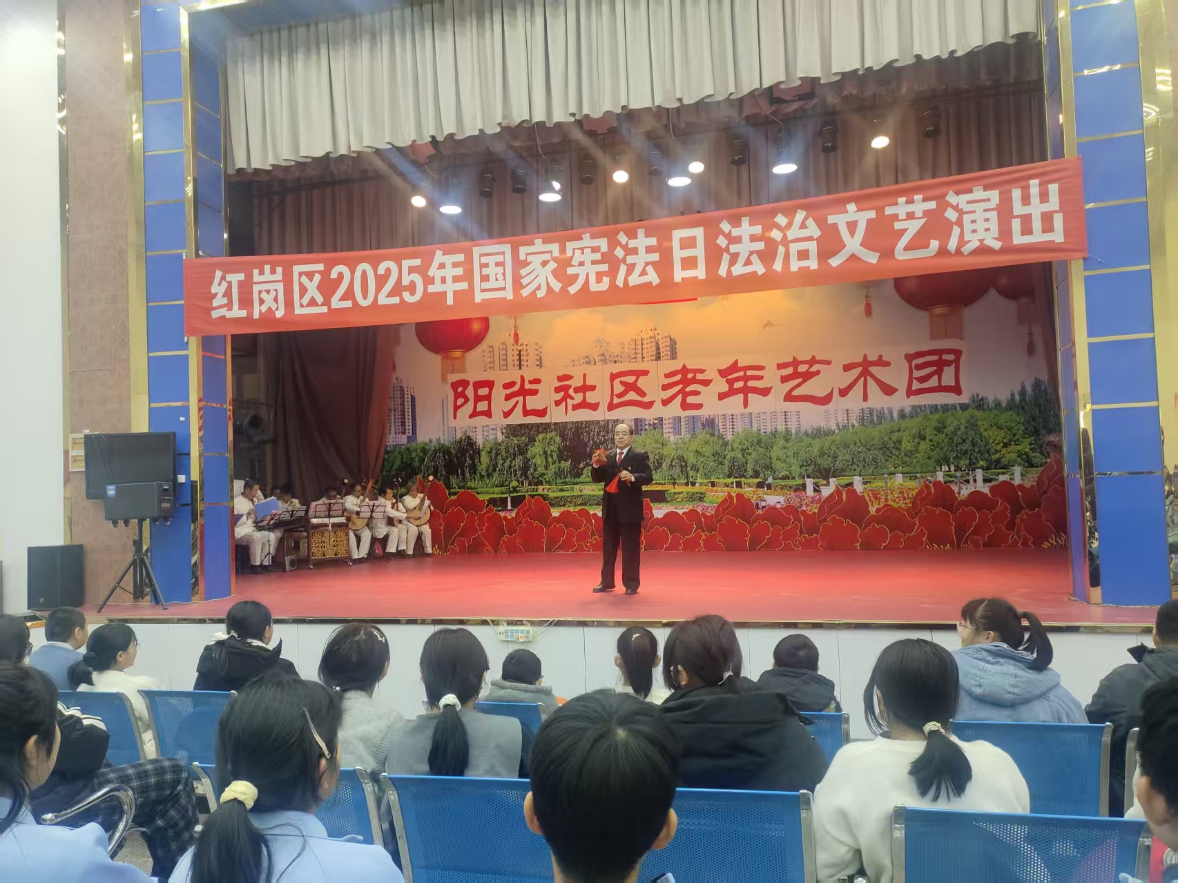 1764838043270209.jpg “五老”快板書《張大爺?shù)钠辗ň墶?jpg