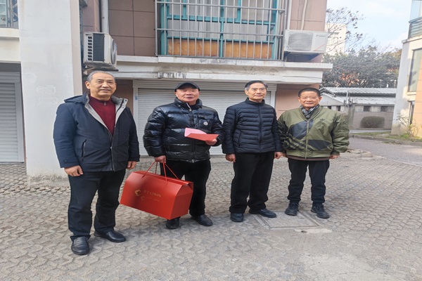 1769753232680837.jpg 吳江區(qū)關(guān)工委走訪慰問優(yōu)秀“五老”代表4.jpg