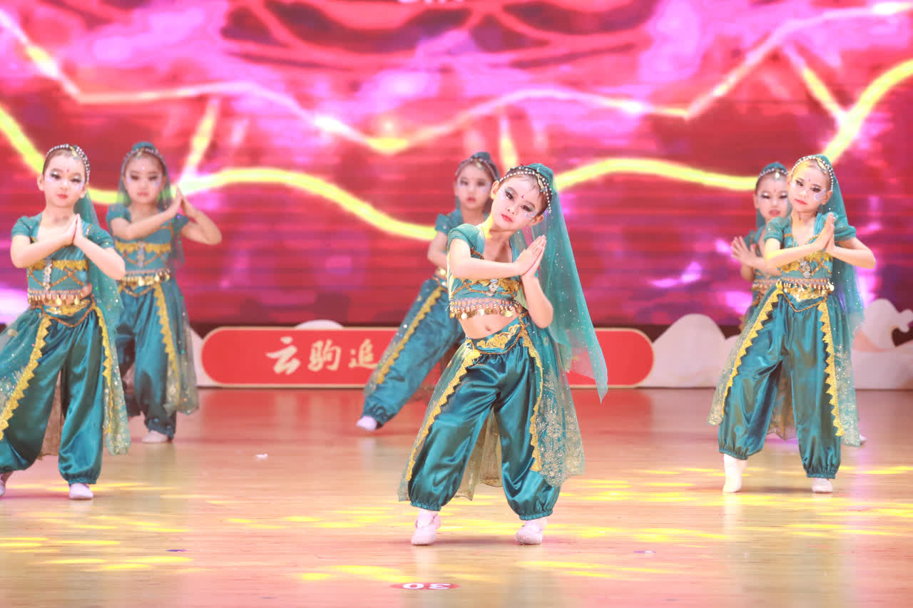 1770013190179979.jpg 春晚2.jpg