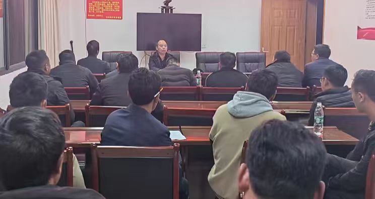 1770101381703872.jpg 493a4ee6b0755d08431f06af0481837.jpg