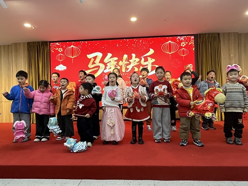 1770166933767746.jpg 4a33967d15ff438209f09242df8557bc.jpg