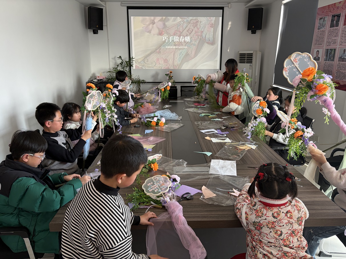 【震澤鎮(zhèn)】朱家浜村：立春尋春趣 指尖繪春光.jpg