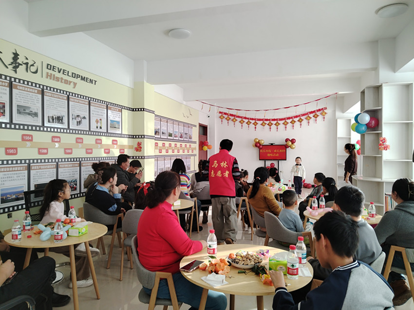 馬林街道紅廟子社區(qū)“歡樂寒假·成長相伴”親子聯(lián)合會照片3_副本.jpg